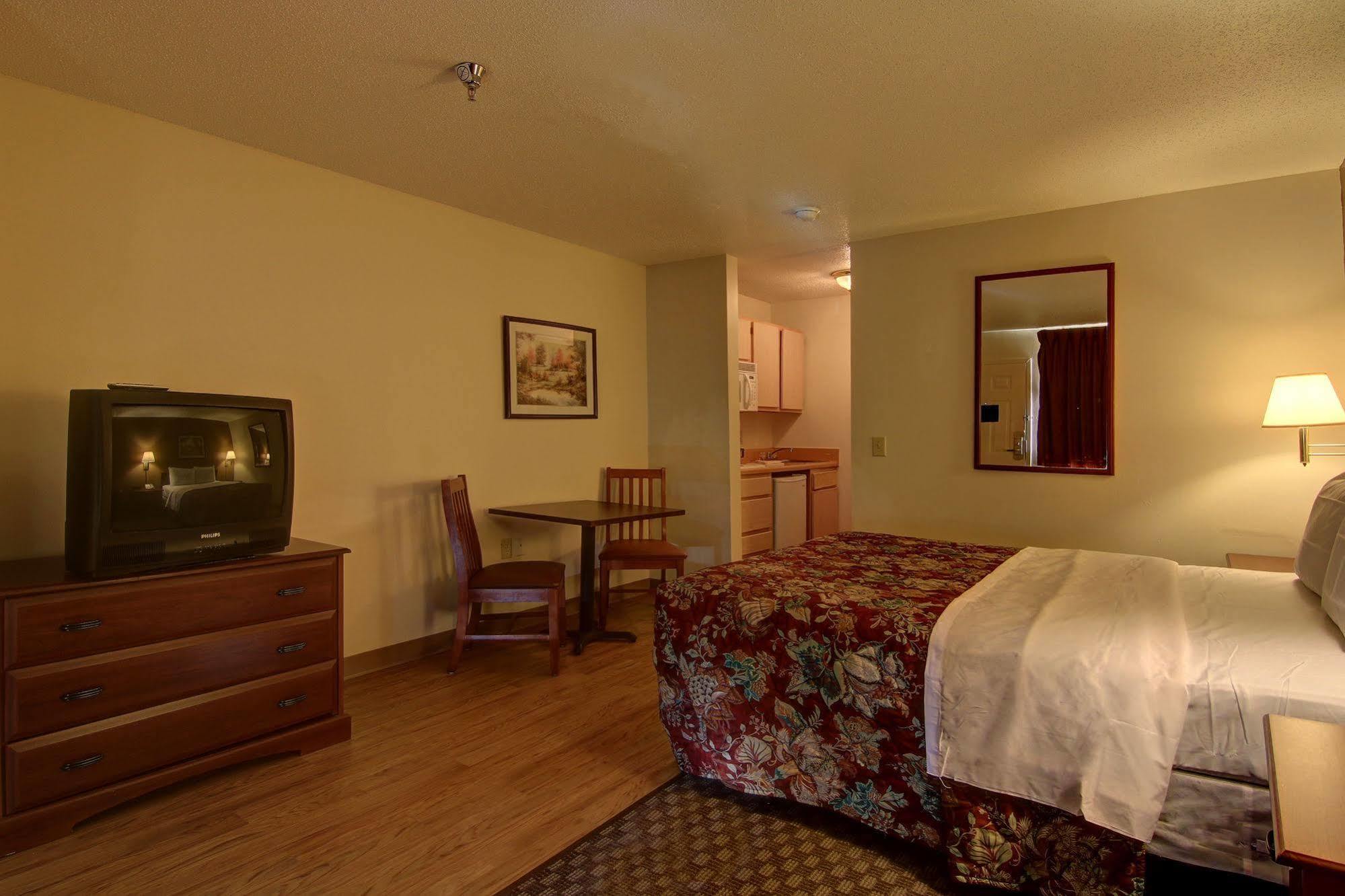 Intown Suites Extended Stay Atlanta Ga - Сувані Екстер'єр фото