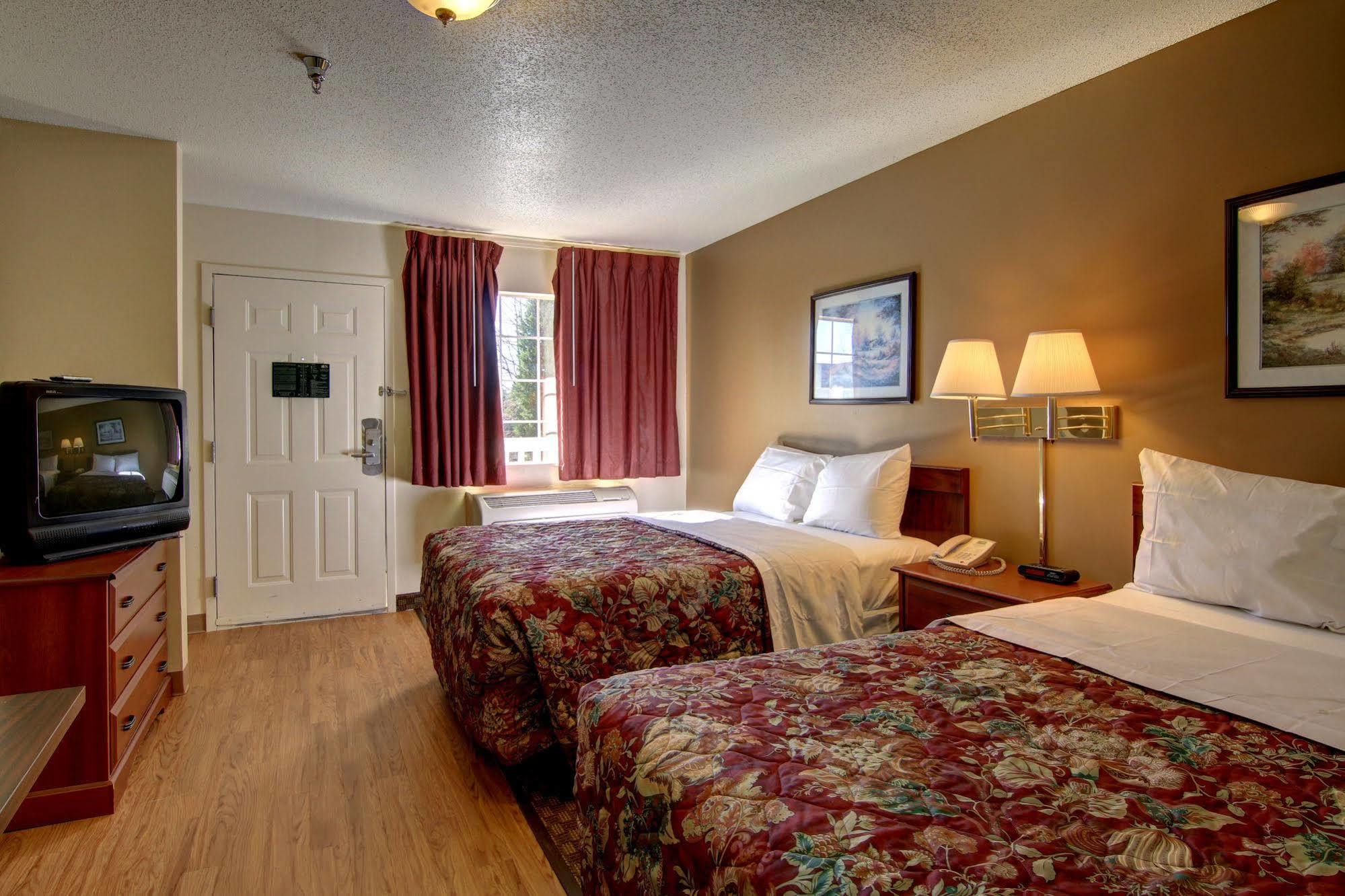 Intown Suites Extended Stay Atlanta Ga - Сувані Екстер'єр фото